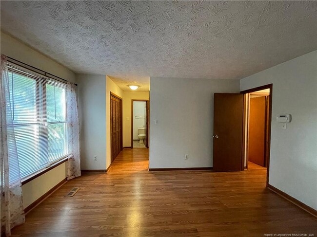 Building Photo - 404 Adger Ct