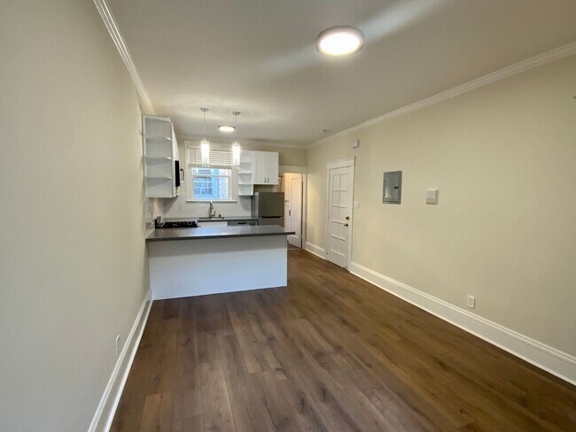 Building Photo - 1460 Sutter St