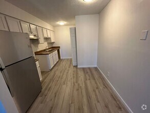 Building Photo - Modern 2-Bed, 1-Bath Oasis with Central Ai...
