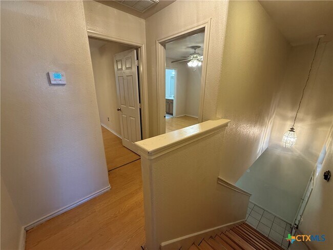 Building Photo - 851 Sagewood Trail