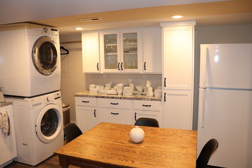 Basement Kitchenette - 1019 W 21st Ave