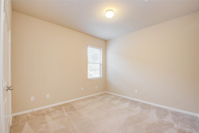 Building Photo - 8710 Austin Thomas Dr