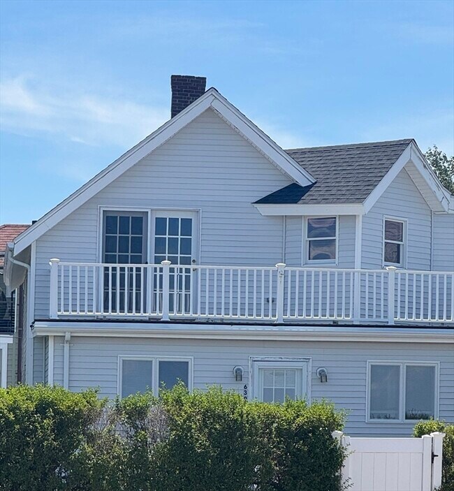 Building Photo - 639 Quincy Shore Dr