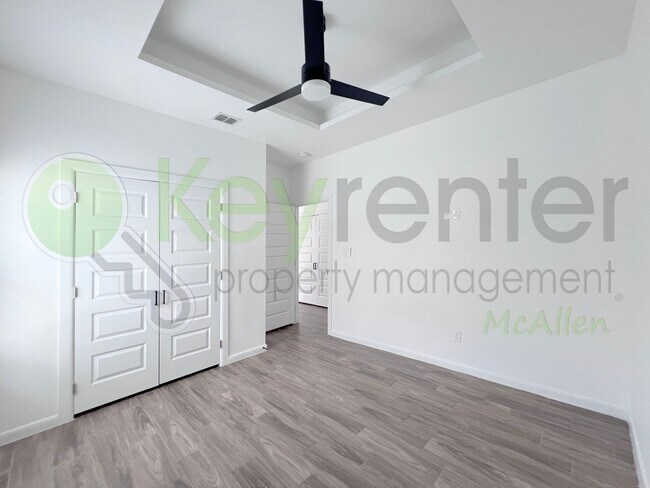 Building Photo - SUPER LOW PRICED - Like Brand New 2bed/2bath Apartment in Edinburg. Don't Miss Out!