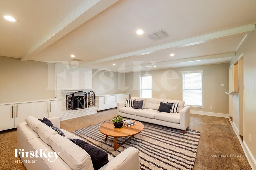 Building Photo - 25603 Pecan Valley Cir