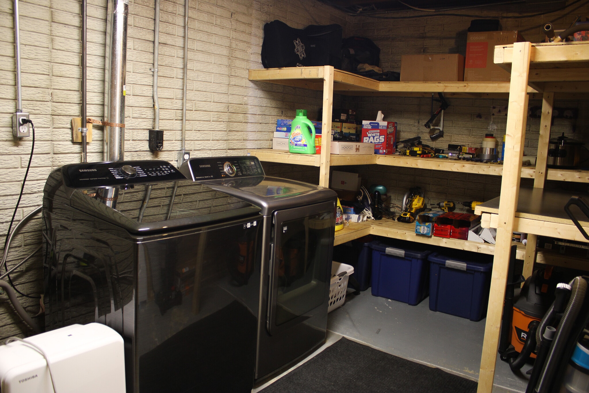 Laundry/Storage - 304 E Bell Ave