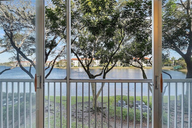 Building Photo - 12901 SW 15th Ct