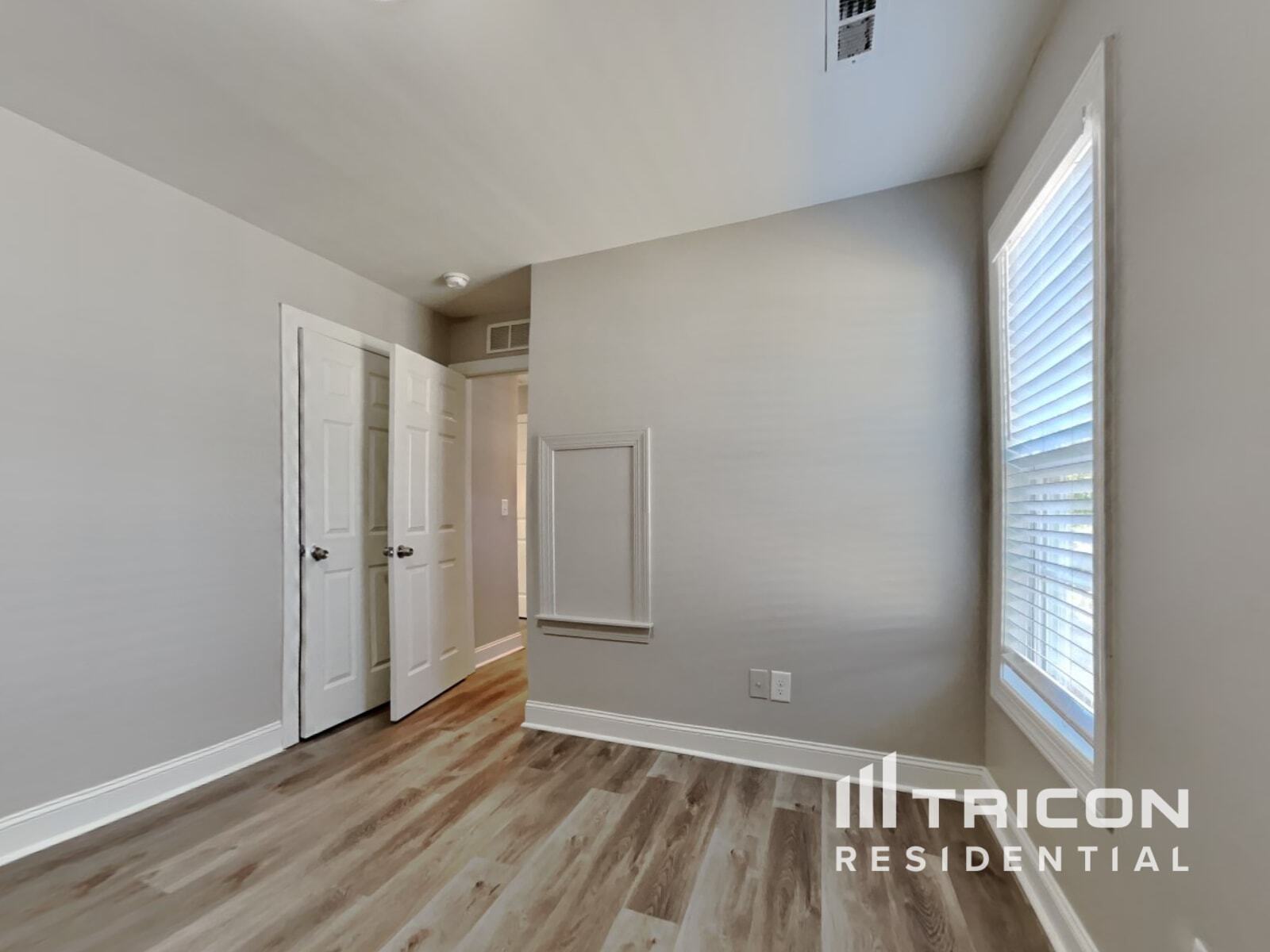 Building Photo - 837 Skinner Dr