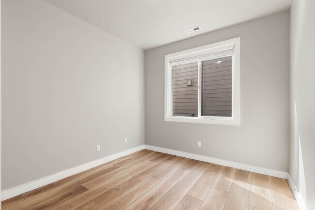 Building Photo - 1108 145th St SW