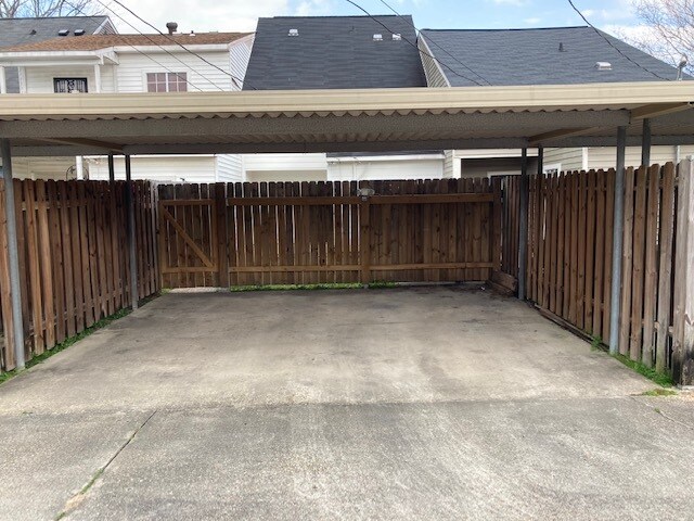 Carport - 5326 Sleepy Hollow Dr