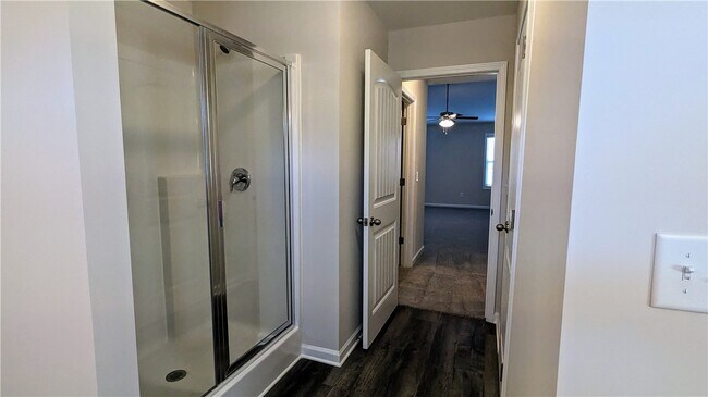 Building Photo - 249 Carvel Trl