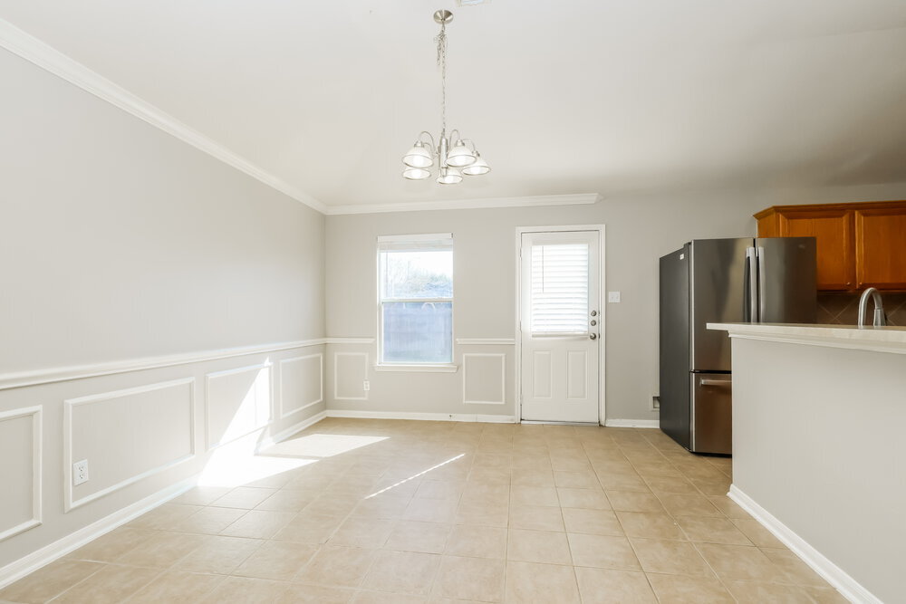 Building Photo - 11747 Elizabeth Ct