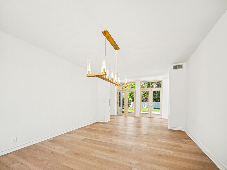 Building Photo - 3907 Peartree Pl