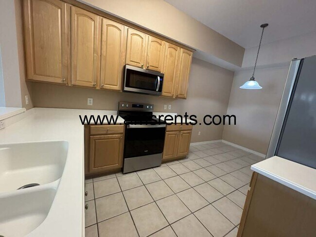 Building Photo - Spacious 2 bedroom 2 bath Condo in North Shore at Lake Hart