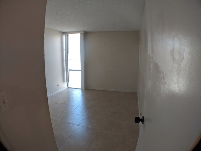 Building Photo - 541N&amp;N
