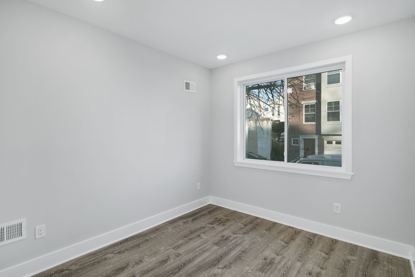 Building Photo - 1302 N Marshall St
