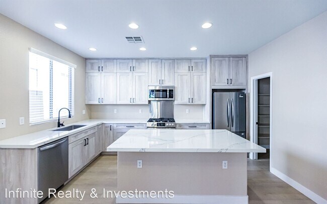 Building Photo - 3 br, 2.5 bath House - 10036 Bonterra Ave