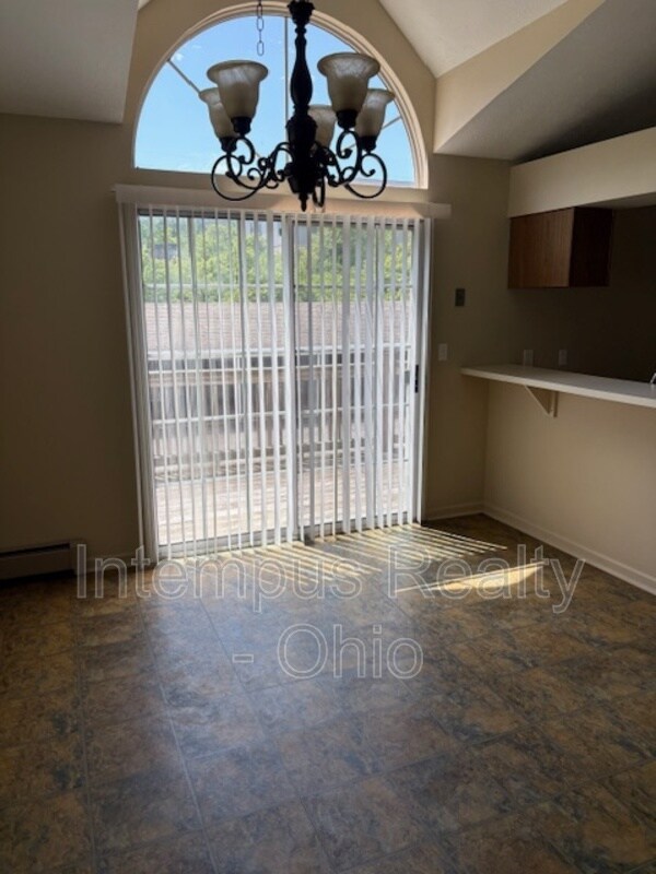 Building Photo - 3835 Indian Run Dr