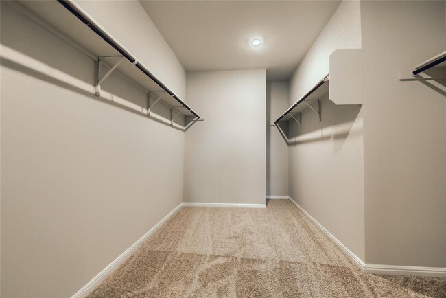 Building Photo - 603 Bluffview Dr.