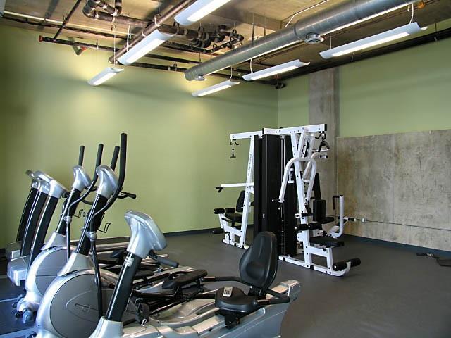 Building Photo - 620 Glen Iris Dr NE