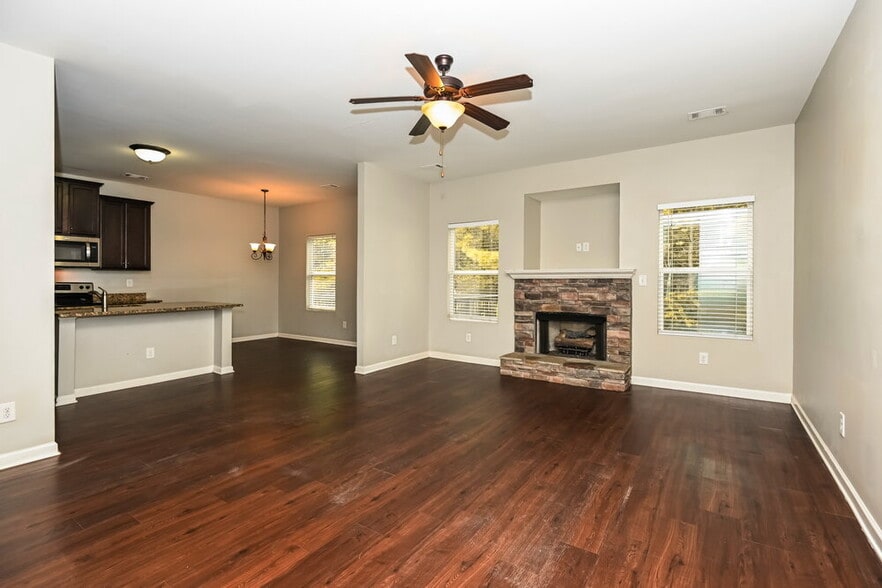 Building Photo - 214 Bethany Manor Ct