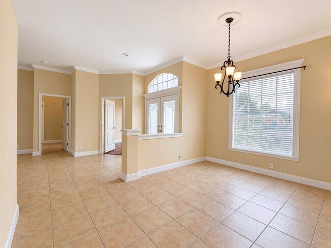 Building Photo - Now Available for Rent – 4/3 with flex room