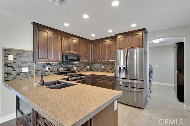 Building Photo - 14411 Schooner Dr