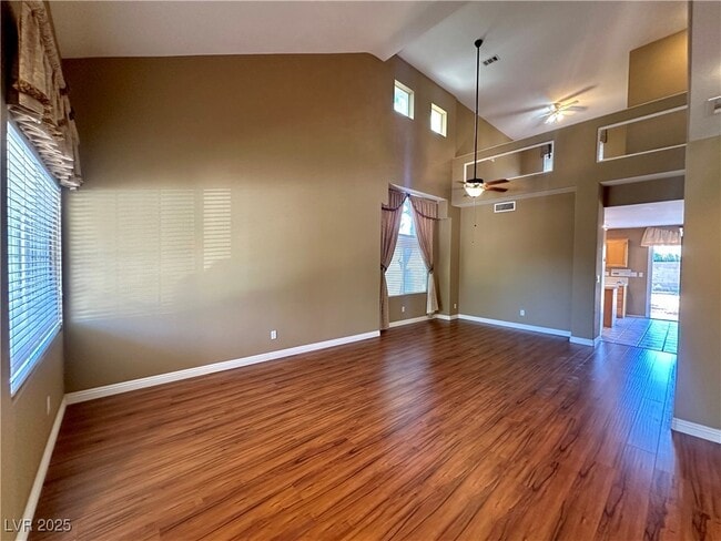 Building Photo - 2705 Sweet Willow Ln