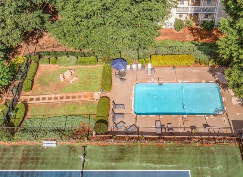 Building Photo - 247 Cobblestone Trl