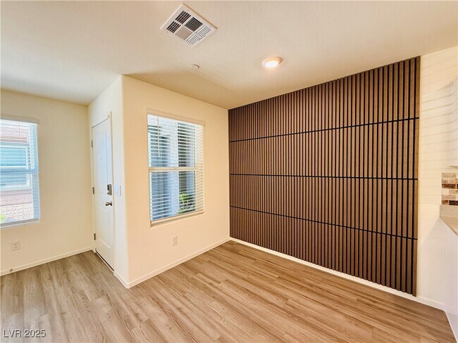 Building Photo - 2562 Blue Passion Ave