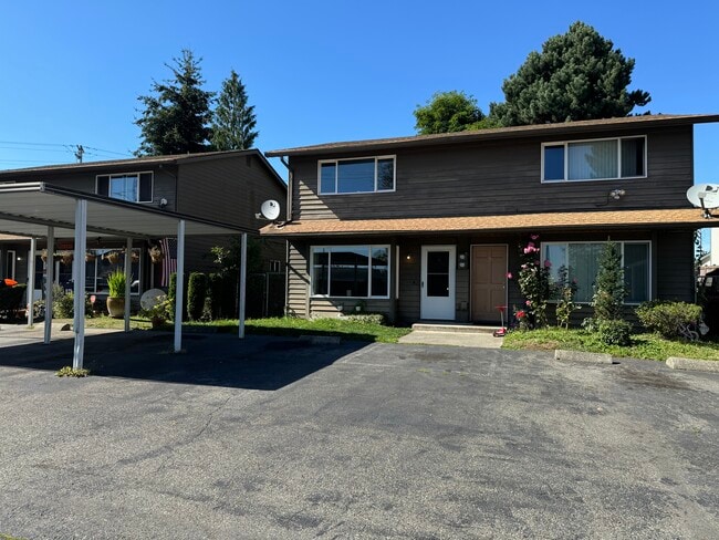 Primary Photo - 9328 Holly Dr