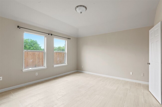 Building Photo - 14703 Briceland Springs Dr