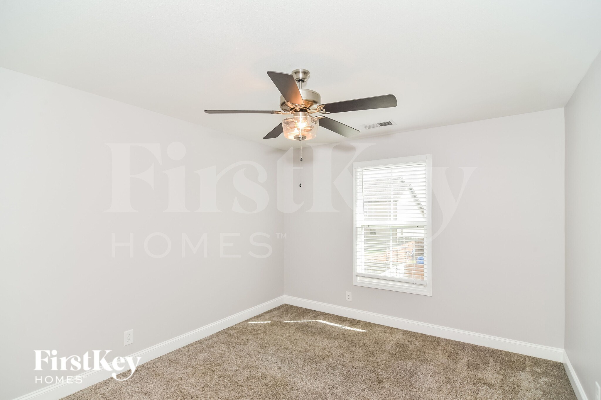 Building Photo - 1156 Charles Thomas Dr