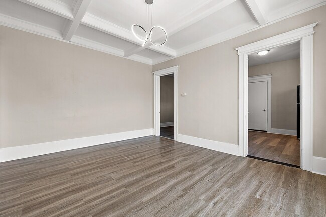 Building Photo - 68 E Willis St