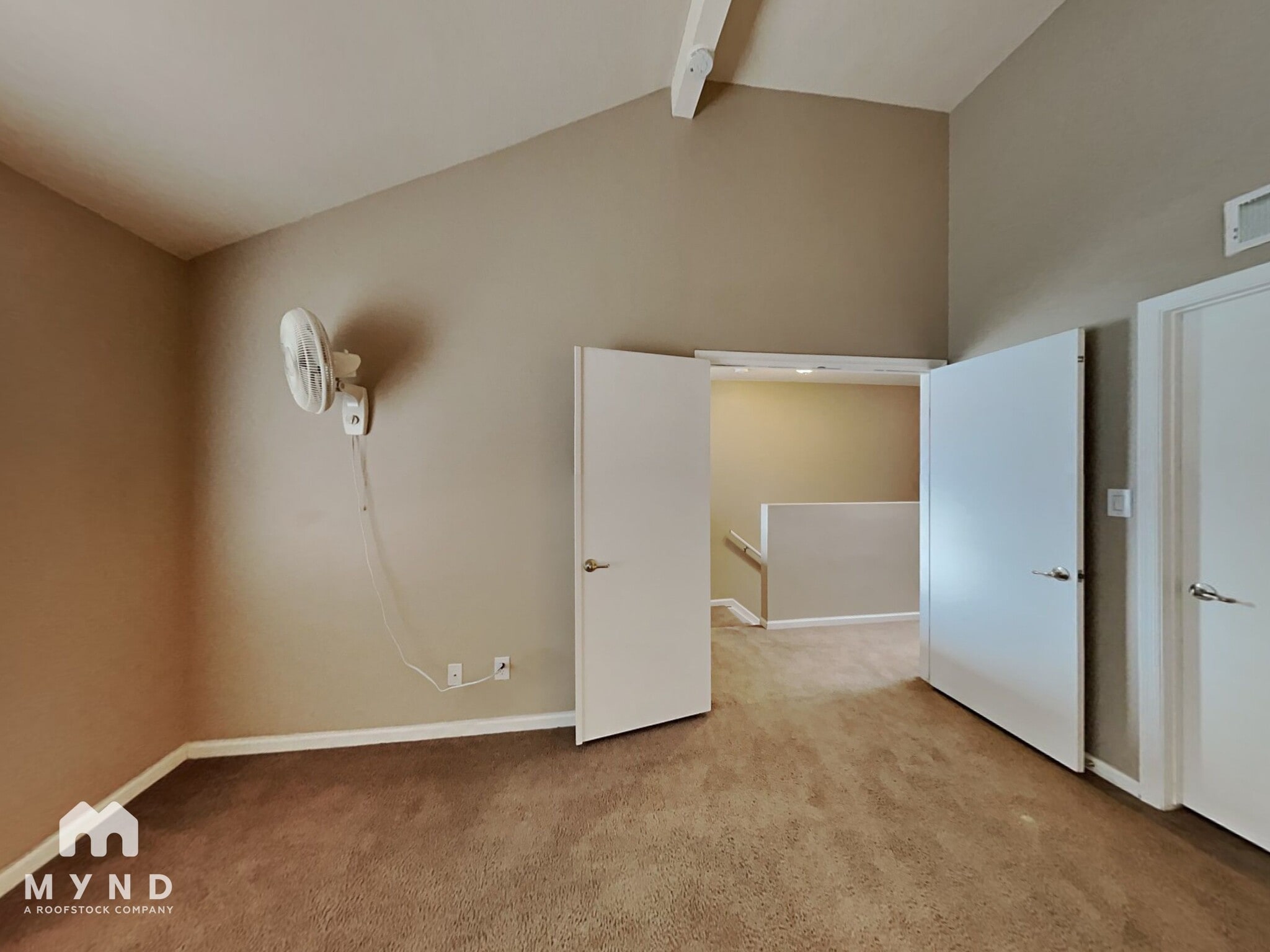 Building Photo - 10115 E Mountain View Rd