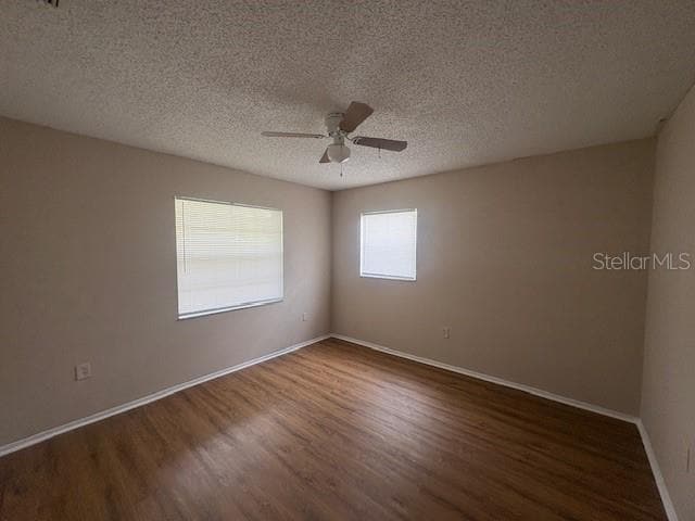 Building Photo - 4528 Ballentine Ct
