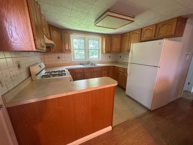 Building Photo - 3024 Carter Ave
