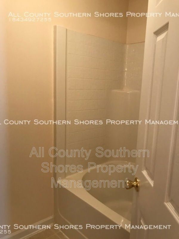 Building Photo - 5103 Capulet Cir