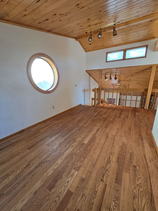 Building Photo - Lake Pagosa Timbers Condo