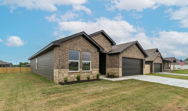 Building Photo - 8517 E Fort Worth St