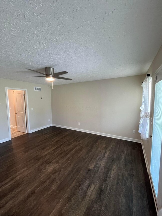 Building Photo - 17200 OH-739