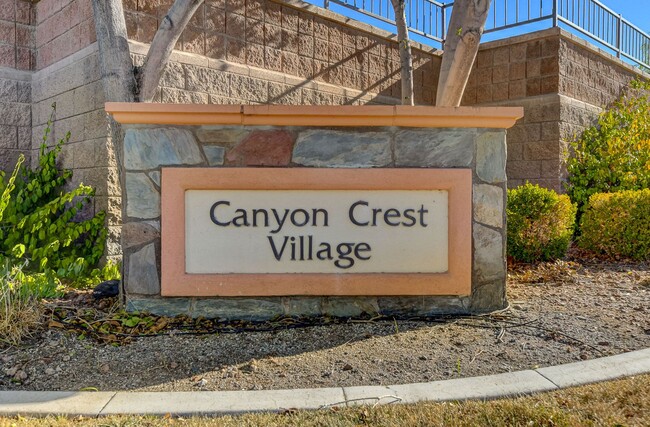 Building Photo - 2/2 BEAUTIFUL Single Story in Sun City Ant...