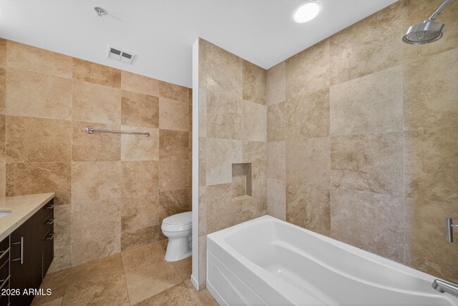 Building Photo - 7131 E Rancho Vista Dr