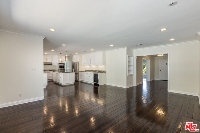 Building Photo - 11339 Thurston Pl
