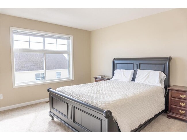 Building Photo - 2976 Clover Ridge Dr