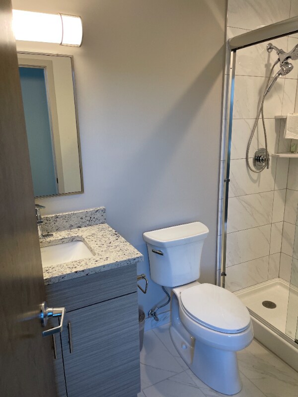 Building Photo - 1417 W9th St