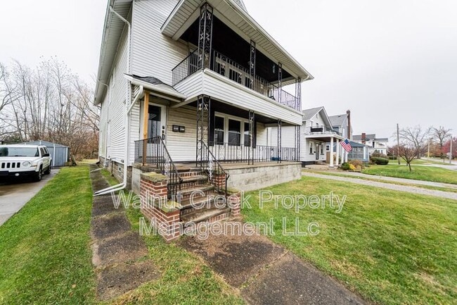 Building Photo - 839 Allison Ave