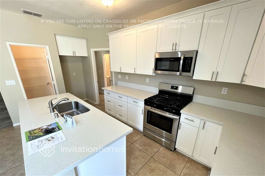 Building Photo - 5719 Owl Ct