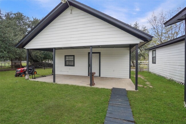 Building Photo - 22855 E Martin Dr