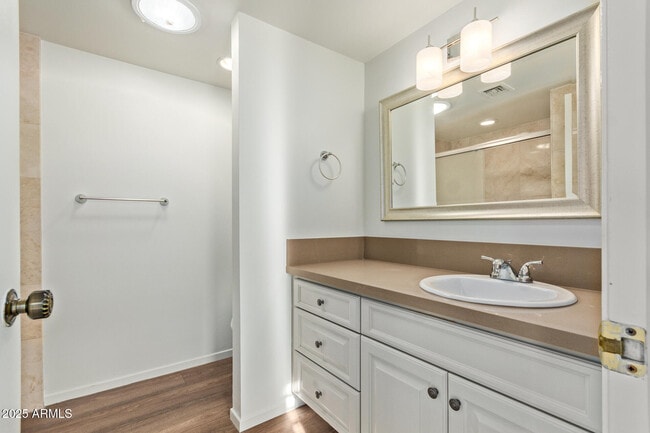 Building Photo - 1710 Staghorn Ln